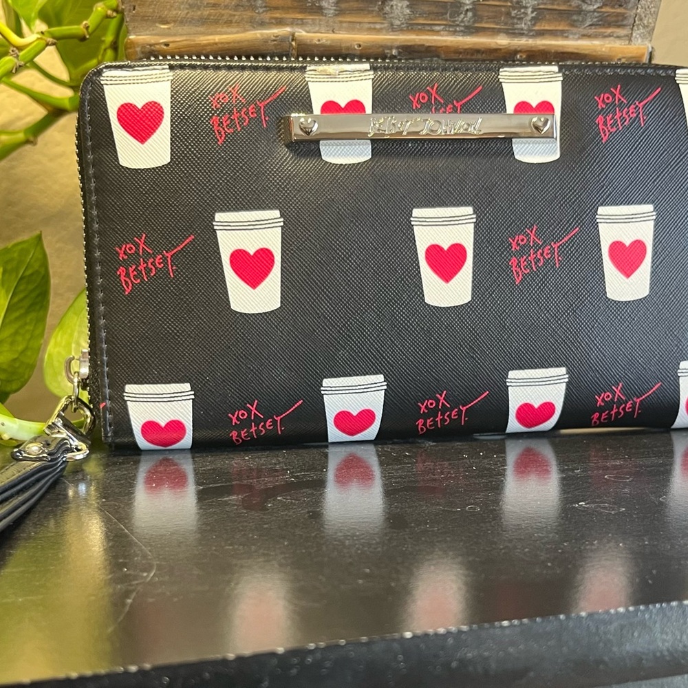 ☕️Betsey Johnson Black Wallet with Heart and Coffee Cup Design